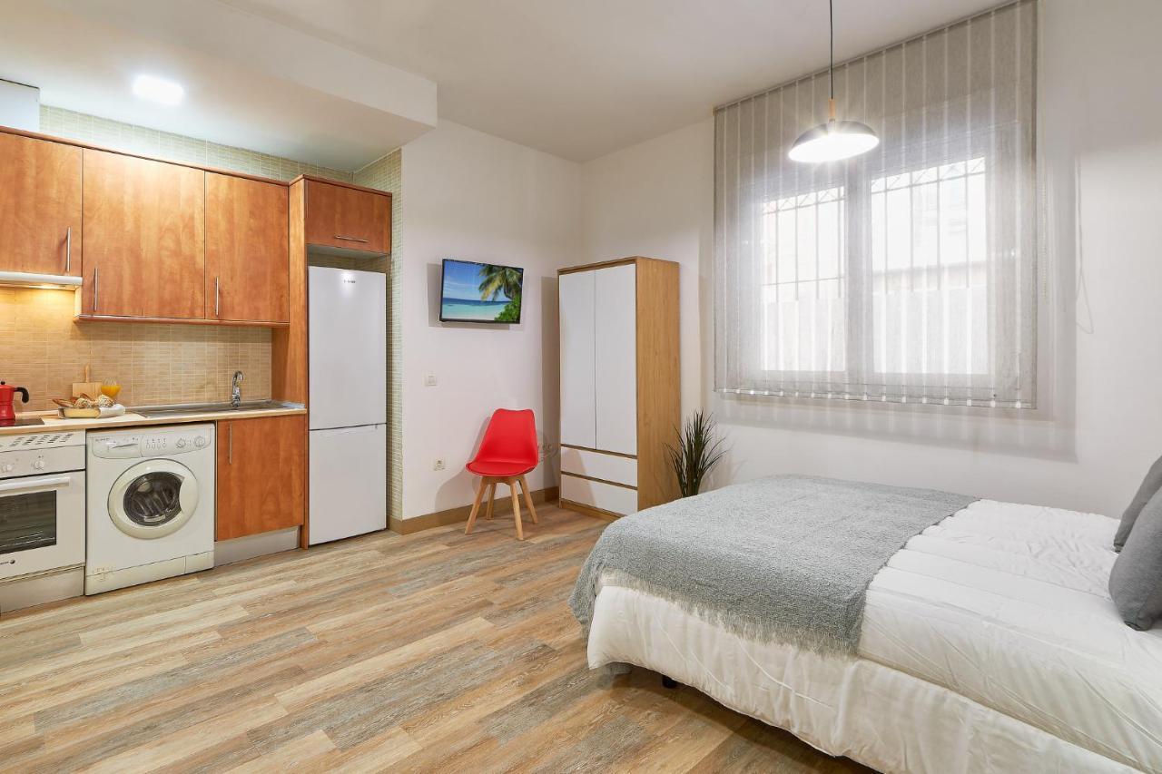 Victoria Urbanite Apartment Малага Екстериор снимка